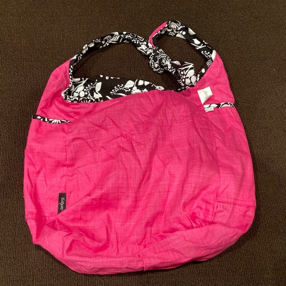 Thirty-One Inside Out Bag-Black Floral Brushstroke - Picture 4 of 6